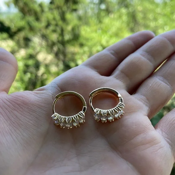 Elegant Gold and Zirconia Huggie Hoops! - Picture 6 of 10